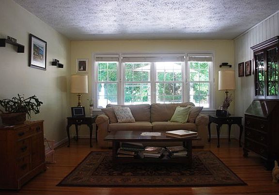 2nd image of 1 Smallwood Dr