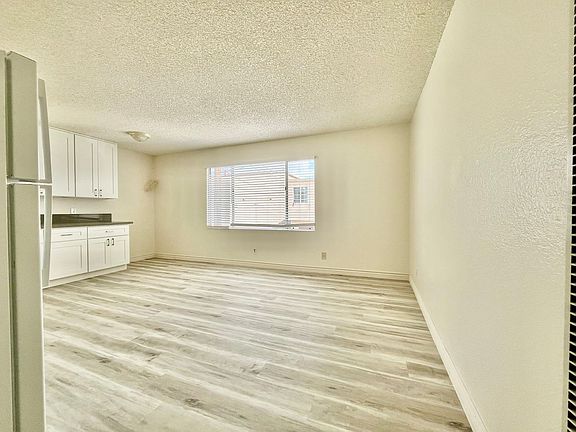 3rd image of 4243 49th St APT 9