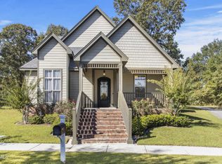 13077 Oxford St, Biloxi, MS 39532