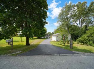 294 E Ridge Dr, Brooklyn, MI 49230