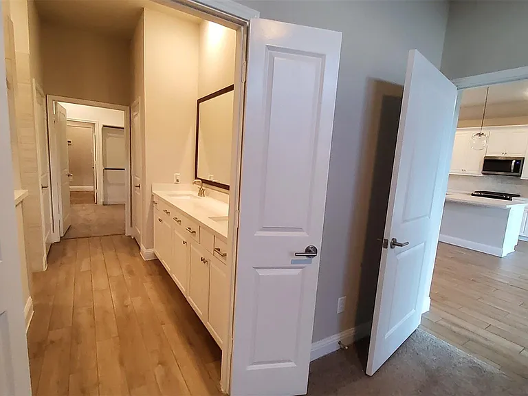 2106 Grapewood Ln — Photo 31