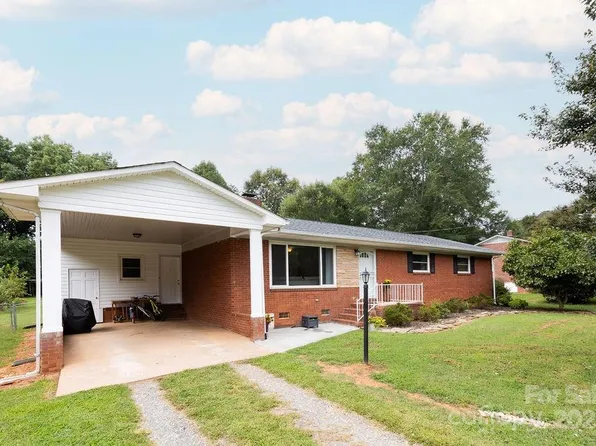 2274 Country Club Rd, Lincolnton, NC 28092