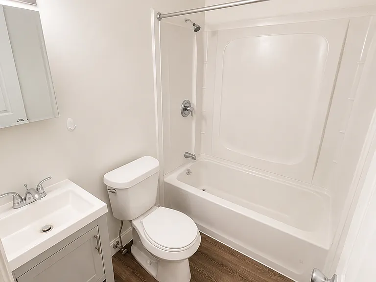 908 North St #2 — Photo 4