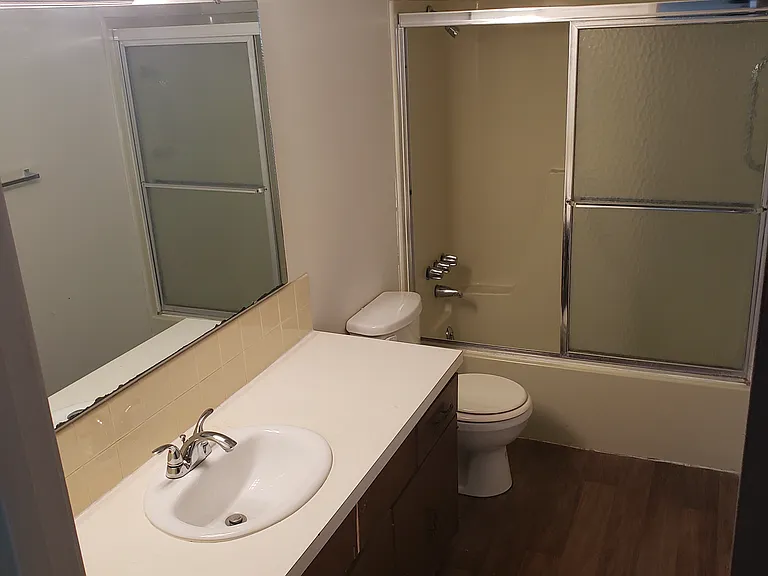 2021 W 27th St #6 — Photo 2