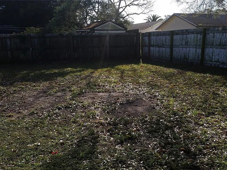 7418 Jenner Ave — Photo 4
