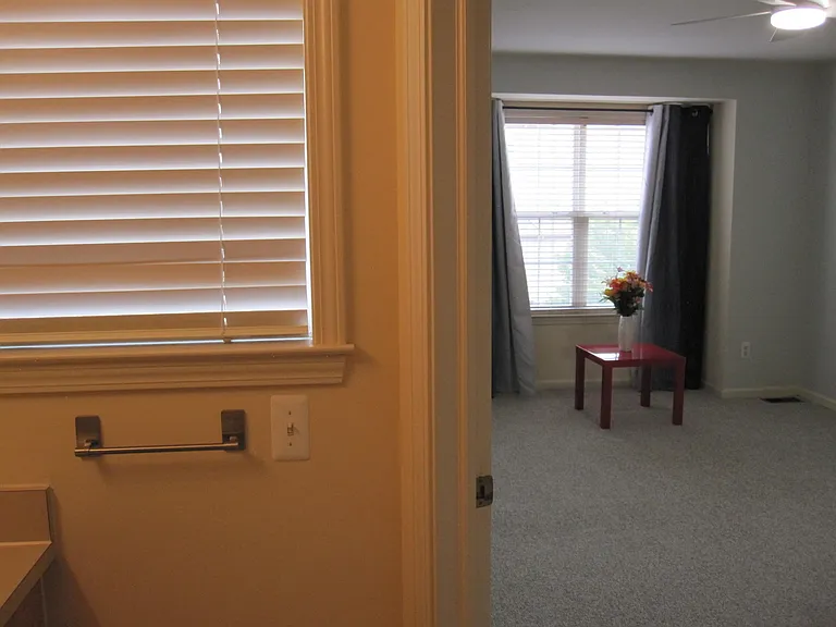 2806 Barclay Way — Photo 10