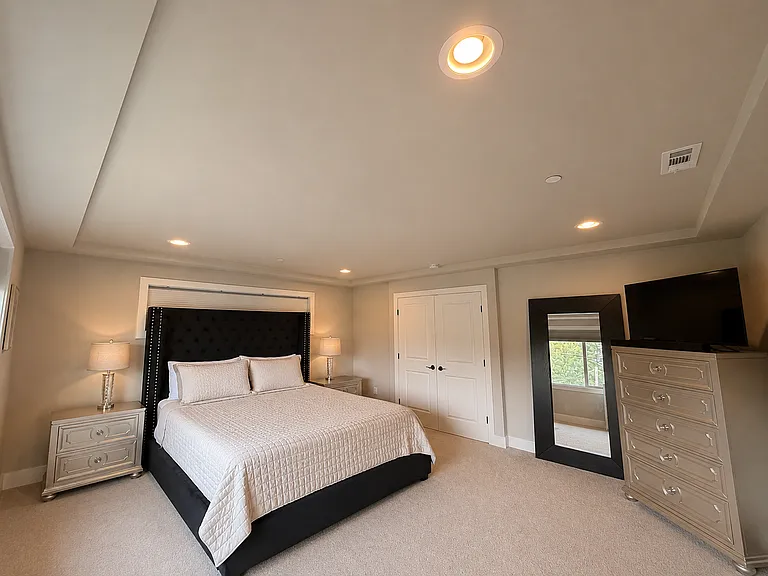 9816 S 200th Pl — Photo 14