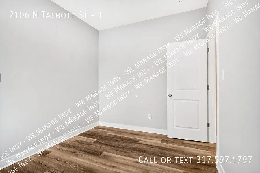2106 N Talbott St — Photo 3