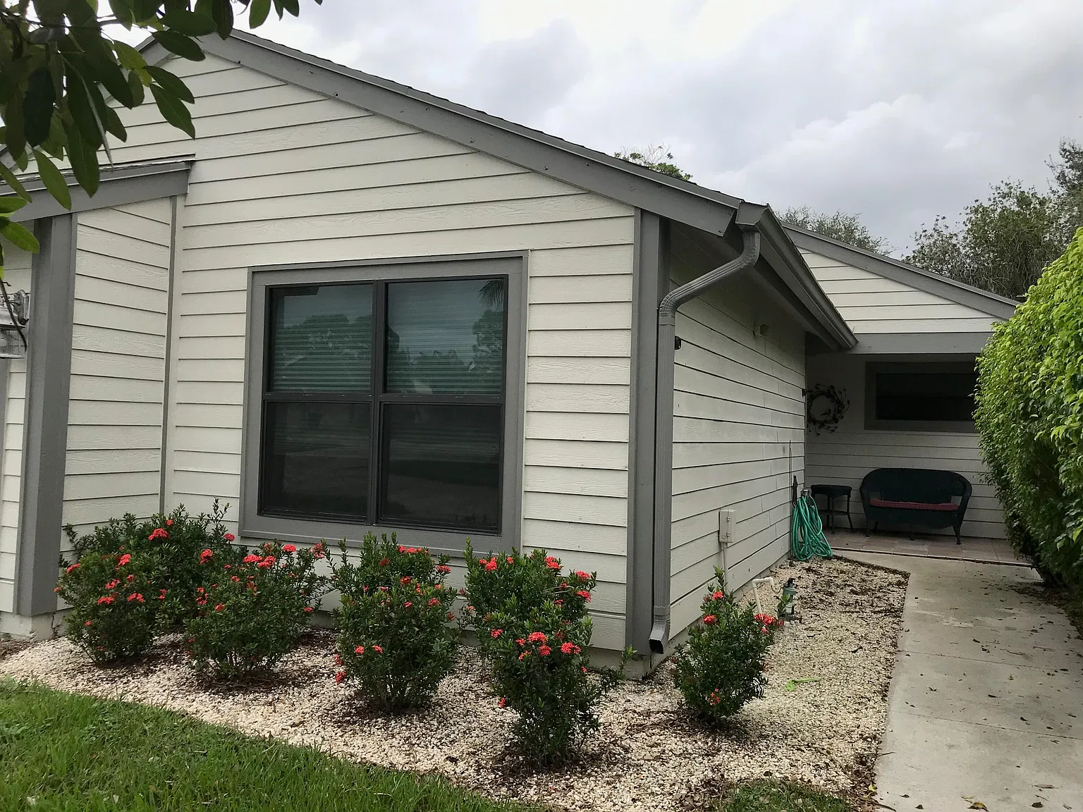 2 bed, 2.0 bath, 1231 sqft, $6,000 — Photo 4