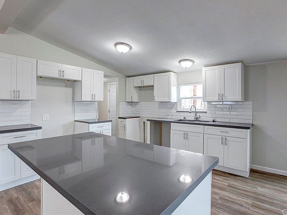 3rd image of 44150 D St