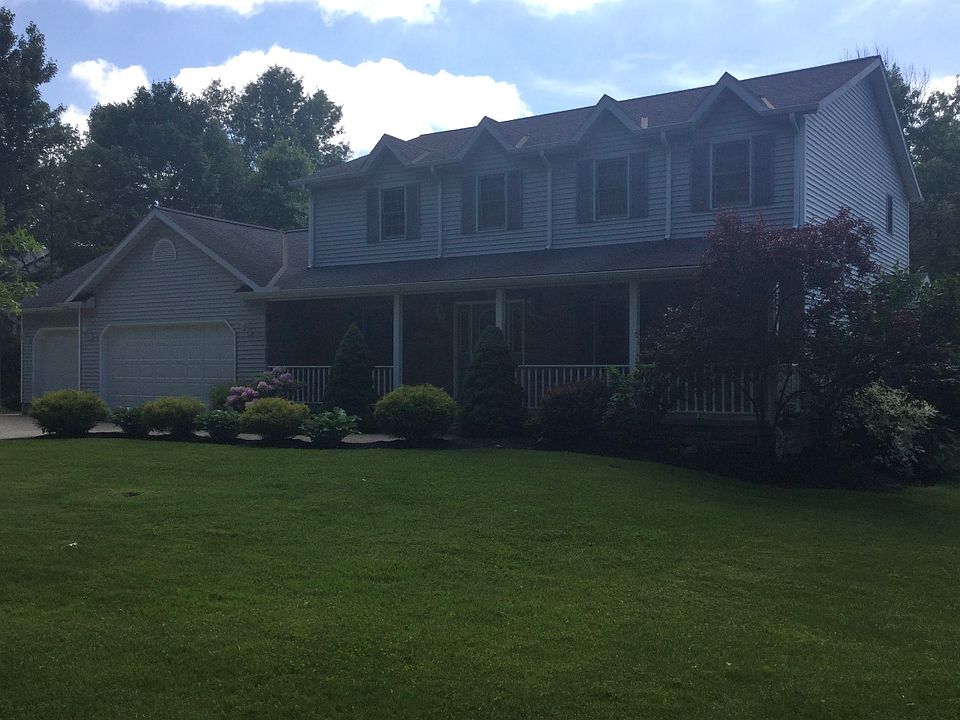 1st image of 4700 Riverwood Dr