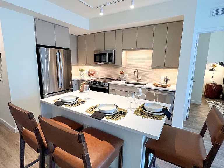 2751 N Miami Ave #2 — Photo 1