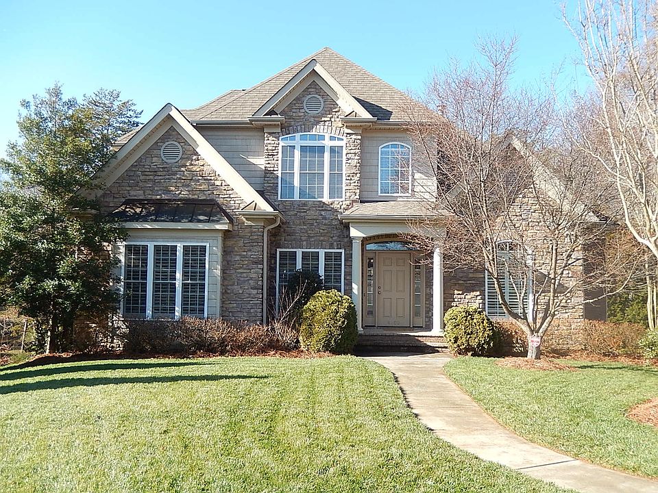 1st image of 4100 Stonehenge Ln