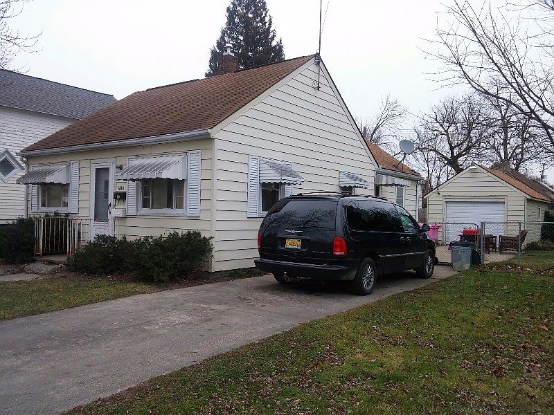 2nd image of 1105 Wilson St