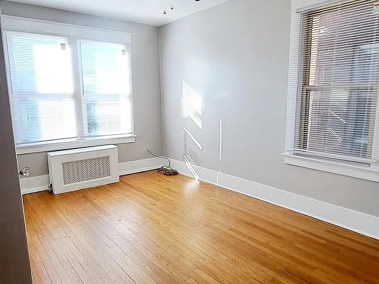 5950 Phillips Ave — Photo 20