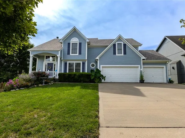 8211 NE 98th St, Kansas City, MO 64157