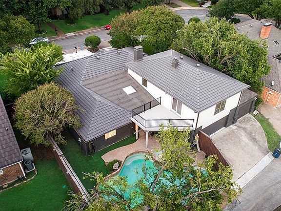 5th image of 9522 Robin Meadow Dr