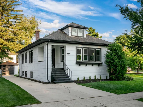 423 N Stone Ave, La Grange Park, IL 60526