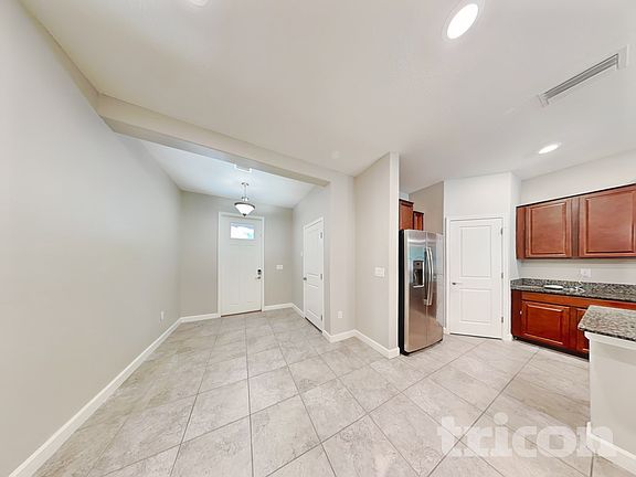 5th image of 6875 Citrus Creek Ln