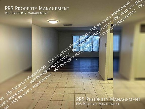 5th image of 4619 S Rita Ln