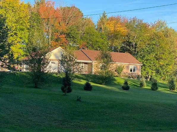 46 Powhatan Road, Otisfield, ME 04270