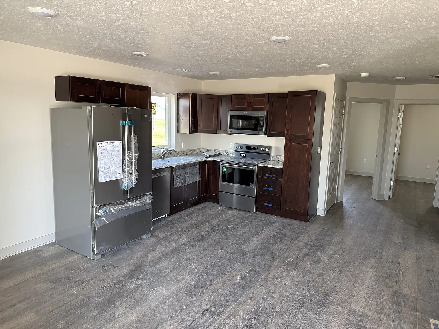 2 bed, 865 sqft, $1,100 — Photo 2