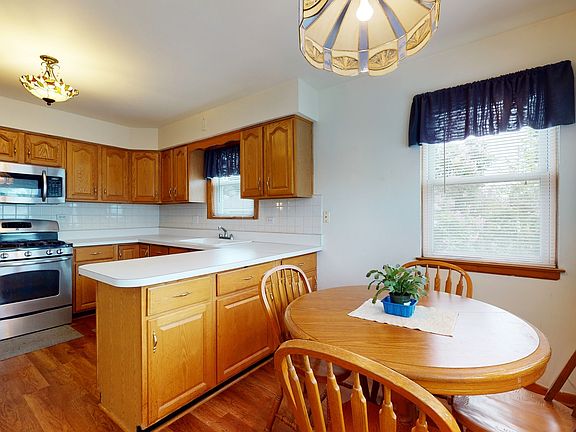 2nd image of 8141 N Ozanam Ave