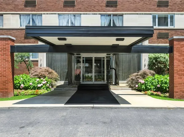 128 N Craig St APT 802, Pittsburgh, PA 15213