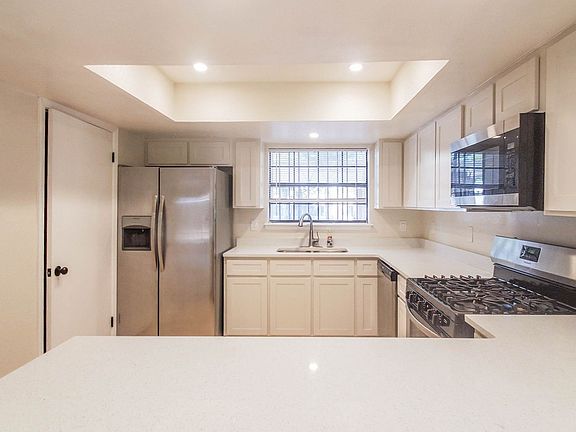 4th image of 4117 River Bend Dr