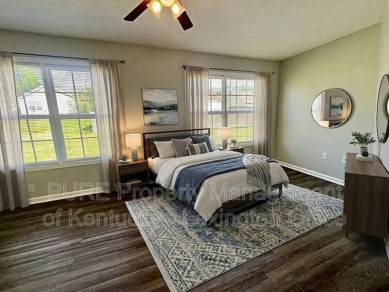 2561 Mackenzie Ln — Photo 11