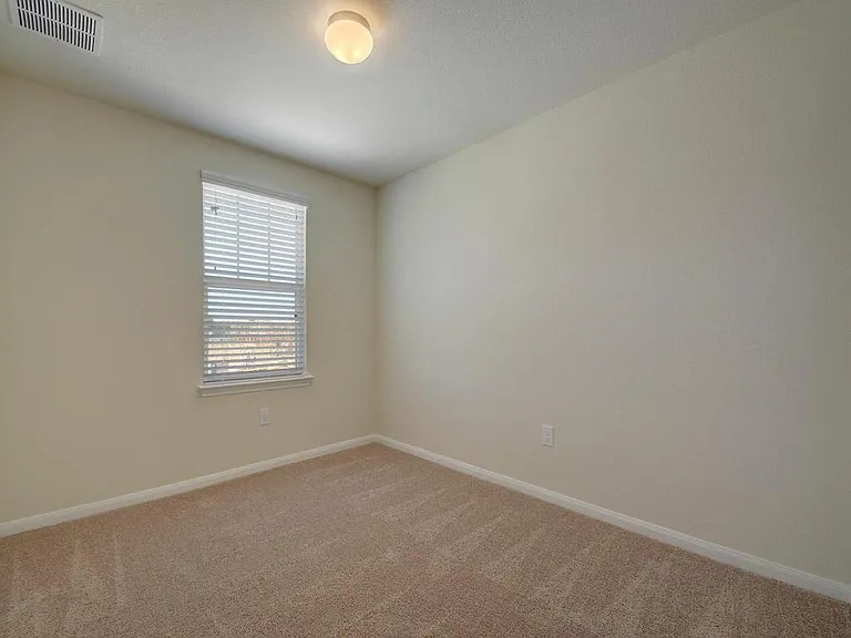 2015 Barker House Cv — Photo 25