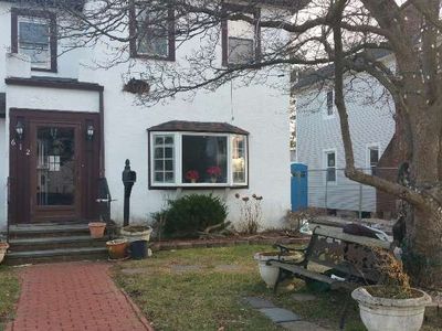 612 Lowell St, Westbury, NY, 11590