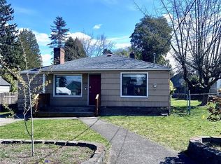 2735 Locust Avenue W, Tacoma, WA