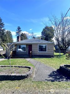 2735 Locust Avenue W, Tacoma, WA, 98466