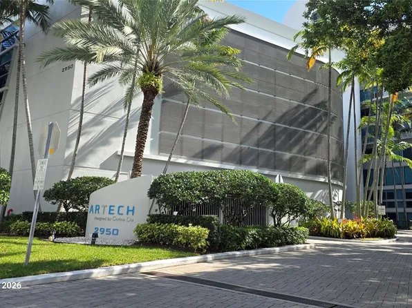 2950 NE 188th Street #110, Miami, FL 33180