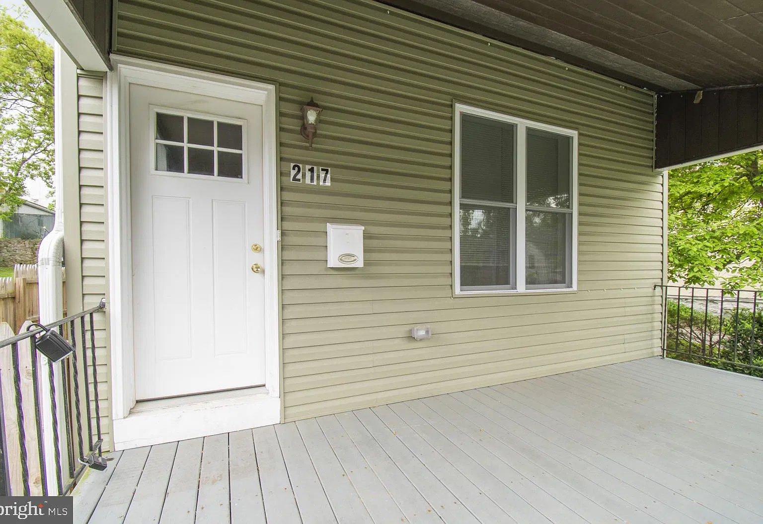 4 bed, 2.5 bath, 1782 sqft, $3,590 — Photo 2