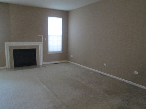 4th image of 1126 Pine Valley Ct #1126