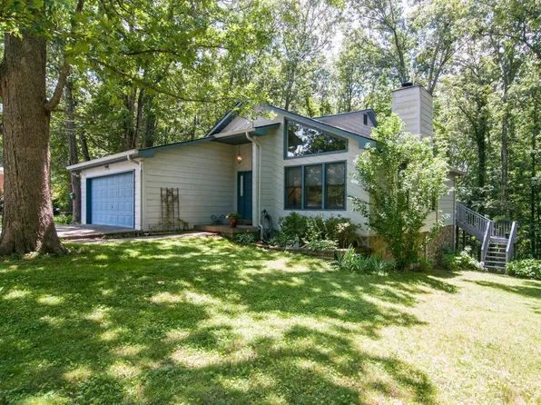 345 Twin Oaks Dr, Kingston Springs, TN 37082