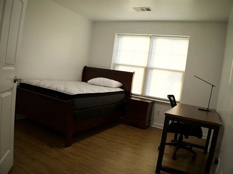 College Center Apartments — Photo 83