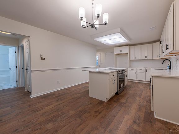 5th image of 13 Caribou Ct