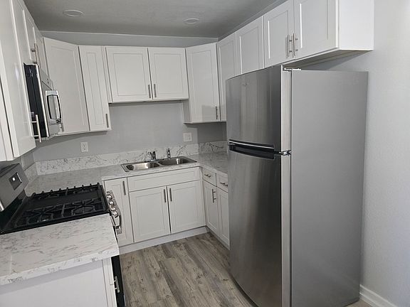 5th image of 529 W Church Ave #1/2