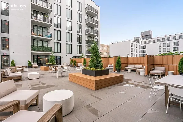 Rented by Sotheby's International Realty | media 20