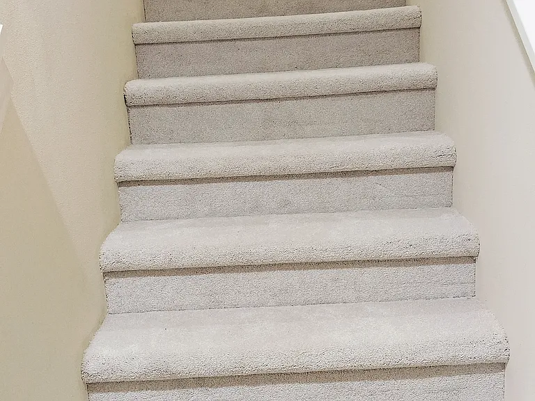 N Pointe Cir — Photo 3