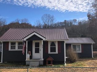 125 Spears Ave, Elizabethton, TN 37643