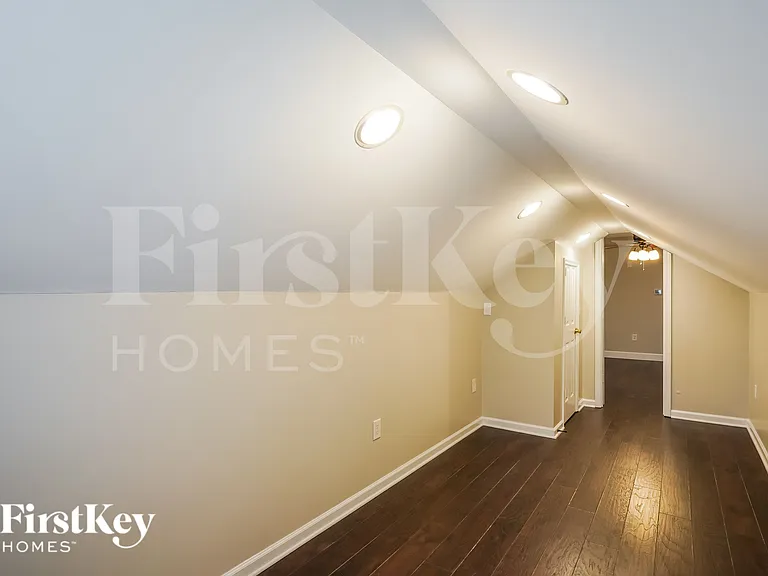 1506 Dodd Trl — Photo 15
