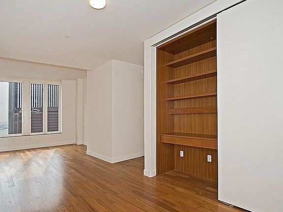 3rd image of 15 William St #12B