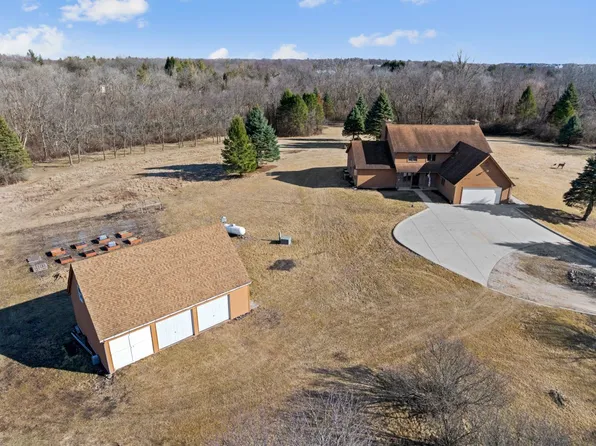 14N515 Highland Ave, Elgin, IL 60124