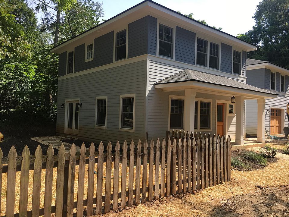 1st image of 3 Danville Pl