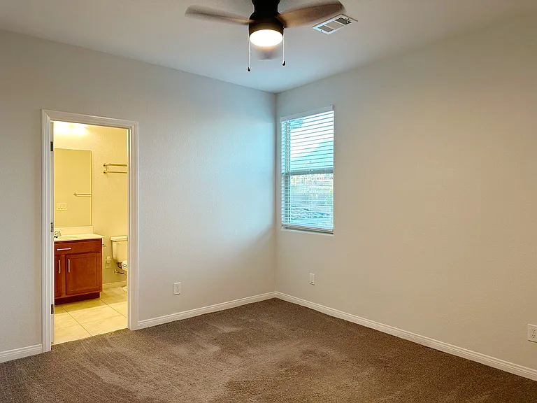11585 Salt Creek Ave — Photo 6