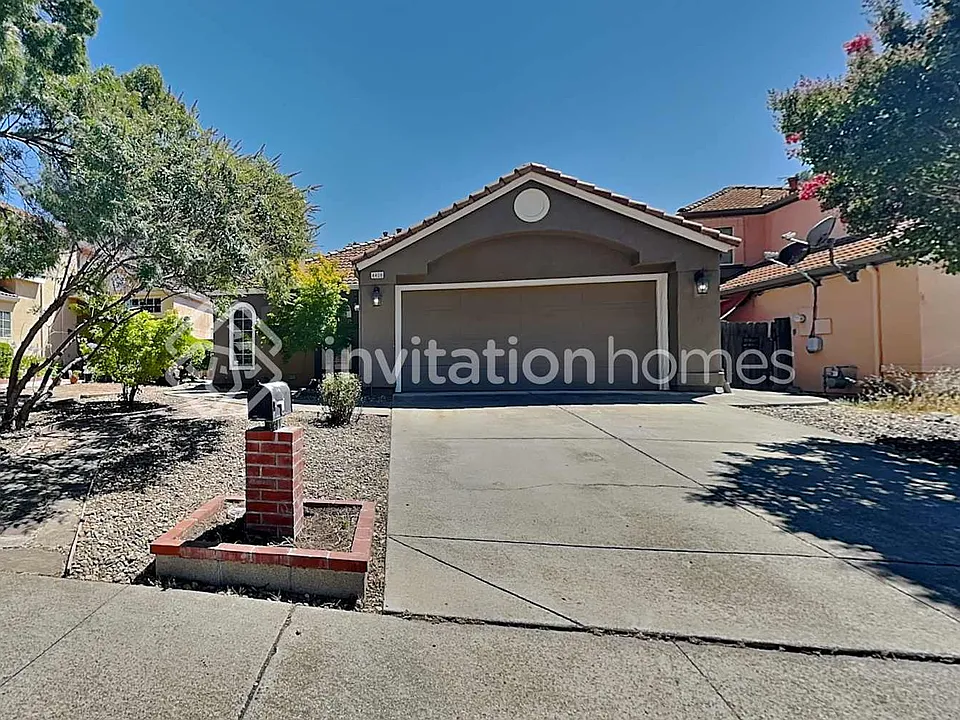 4408 Elk Dr